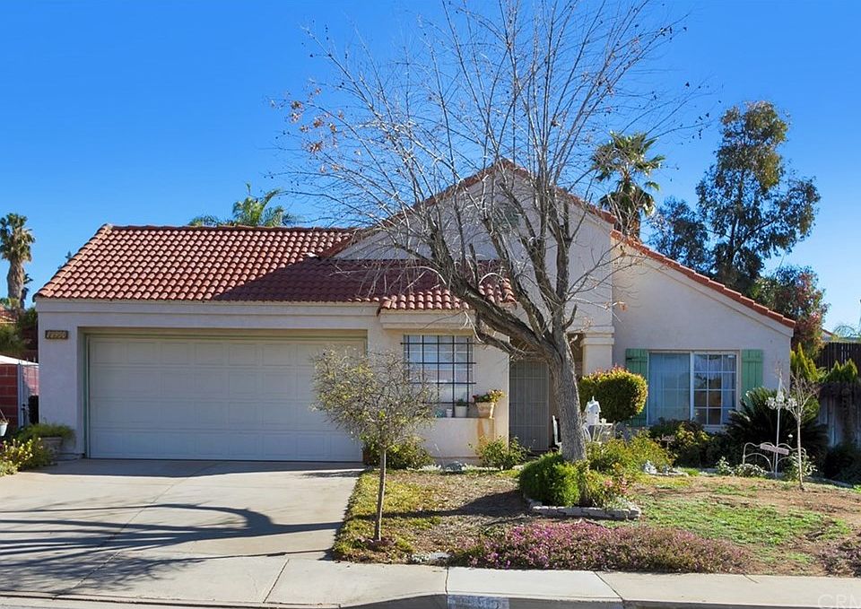 2nd image of 11950 Venetian Dr