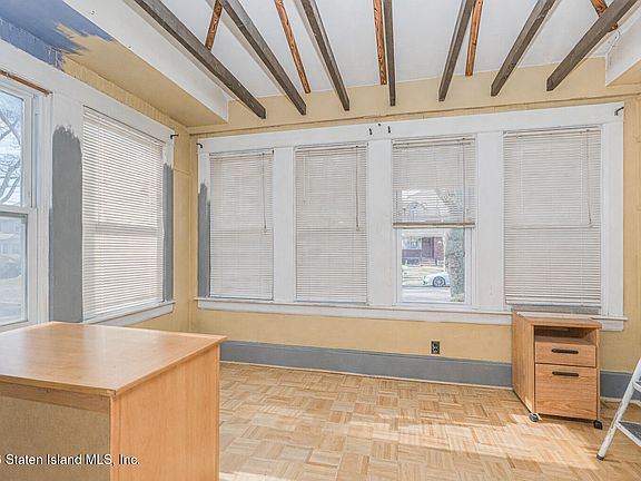 4th image of 123 Prescott Ave