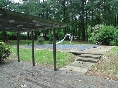2nd image of 3815 Pine Valley Ct