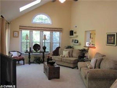 4th image of 10605 Rollingwood Ct