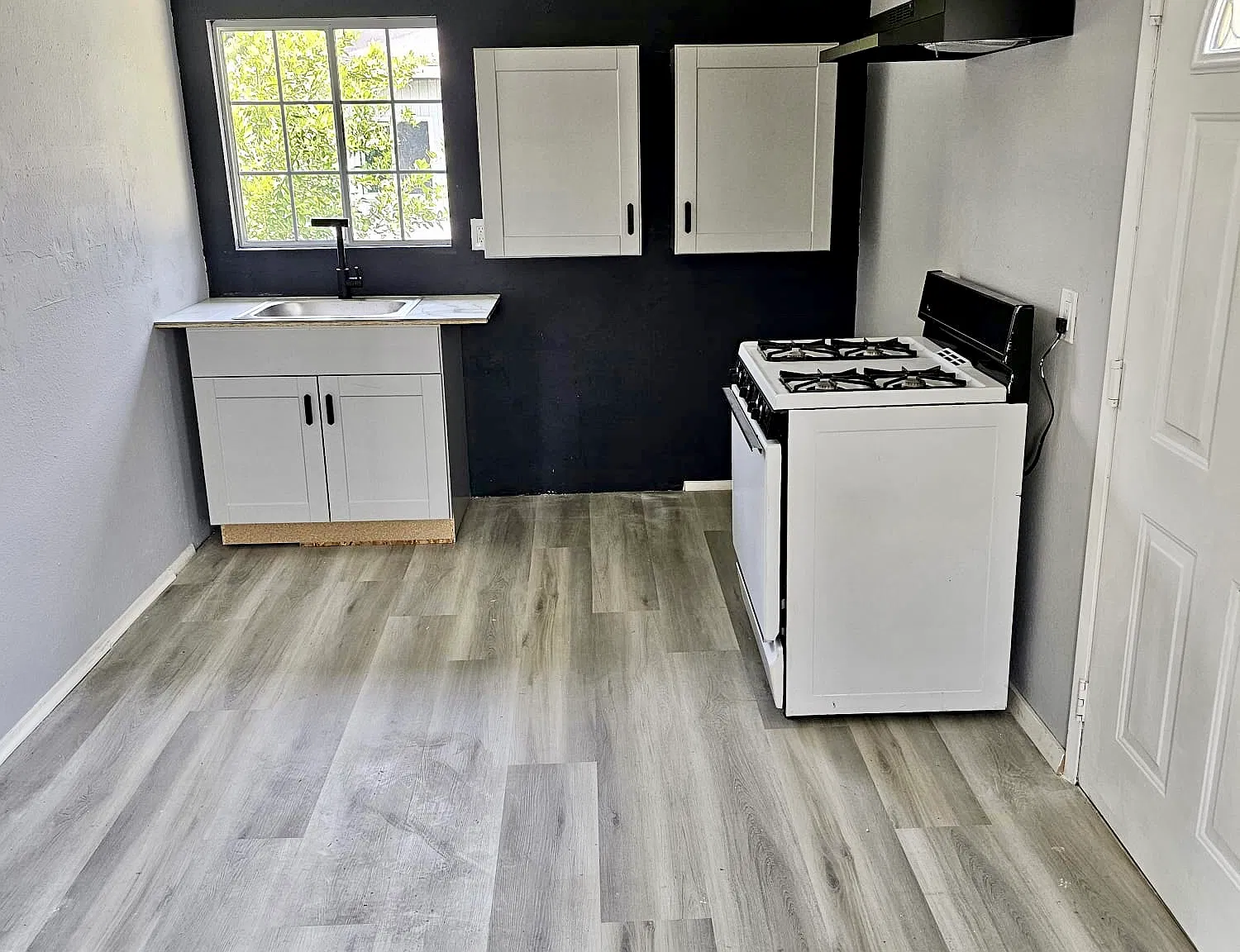 1 bed, 499 sqft, $1,600 — Photo 2