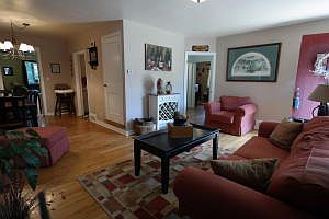 5th image of 2523 Derwent Dr SW