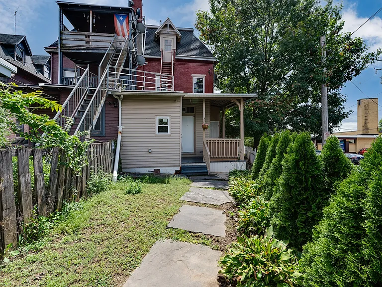 401 Green Ter #1 — Photo 5