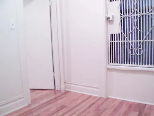 Rented by DSA Realty Midtown West | media 26