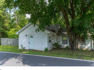 327 E Hillendale Rd, Kennett Square, PA 19348