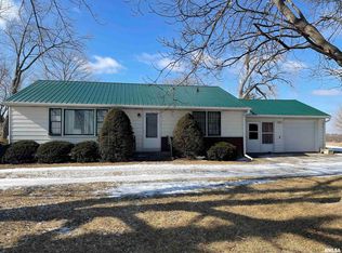 1268 390th Ave, Bryant, IA 52727