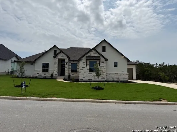 235 Poe, Castroville, TX 78009