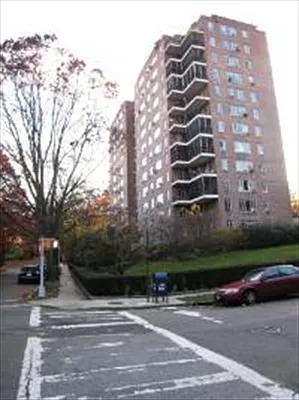 Sold by Citi Habitats | media 7