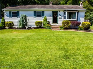 93 Avis Dr, Brick, NJ 08724