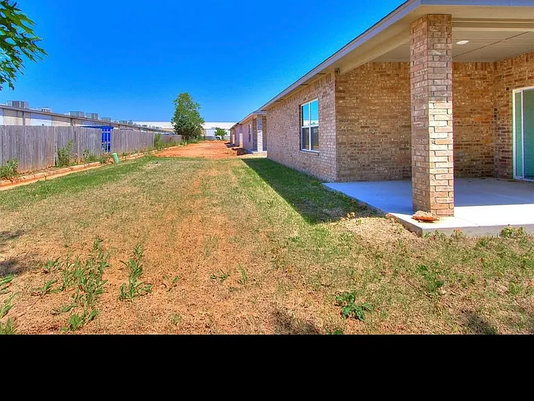 1109 N Silver Leaf Dr — Photo 37