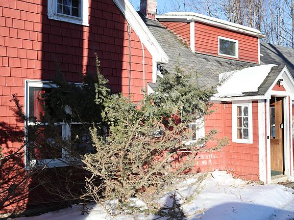 3rd image of 197 Smithfield Road