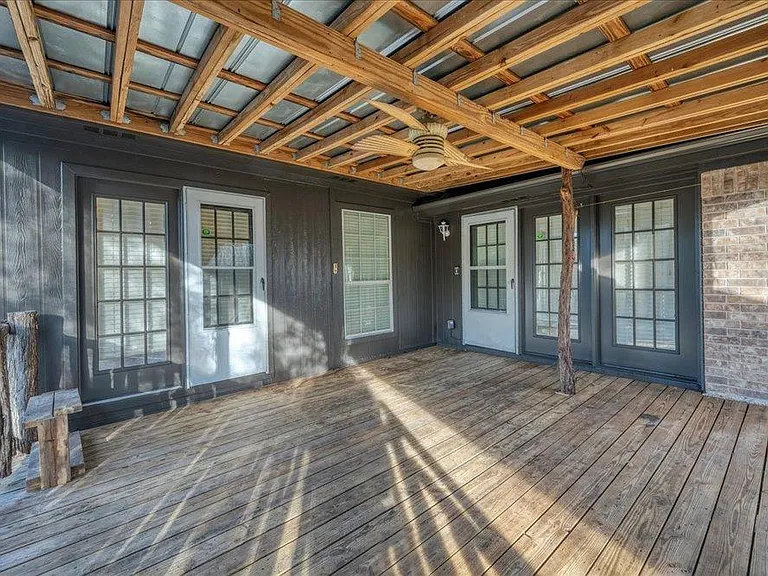 4600 Rivka Cv — Photo 25