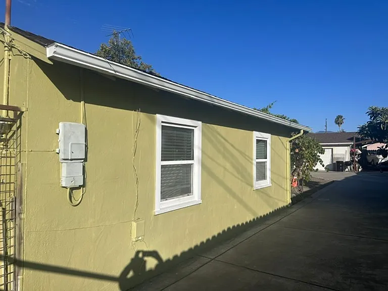 2340 Belmont Rd — Photo 2