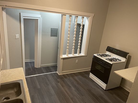 4th image of 148 Gifford St #11101412