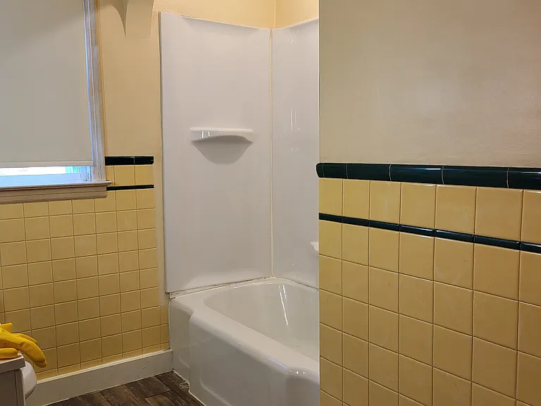 633 Harrison Ave — Photo 6