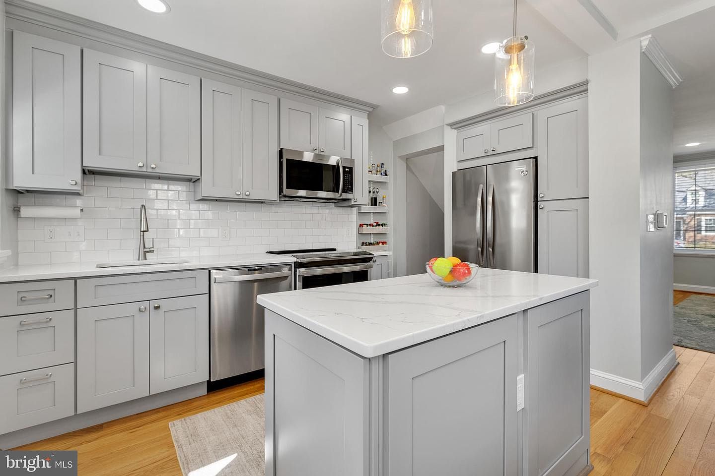 4318 35th St S, Arlington, VA 22206 | Zillow