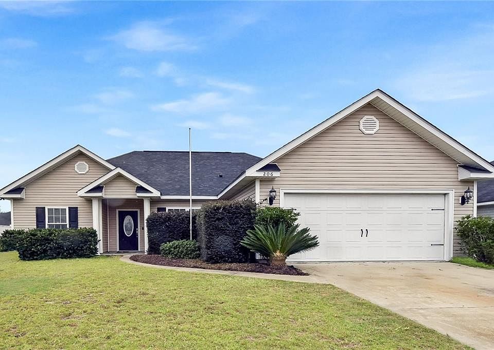 1st image of 206 Roswell Dr E