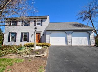 961 Spring Garden St, Elizabethtown, PA 17022