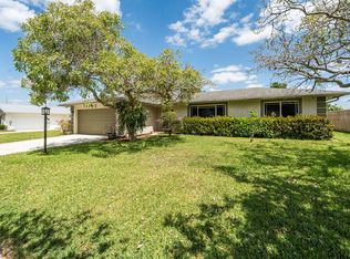 2550 Lochmore Rd, Riviera Beach, FL 33407