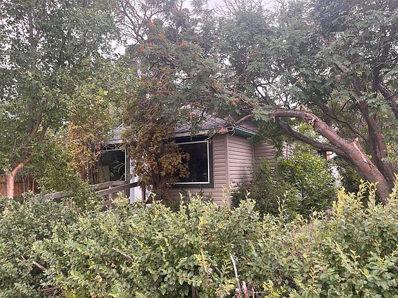 2nd image of 116 N 2nd Ave NE