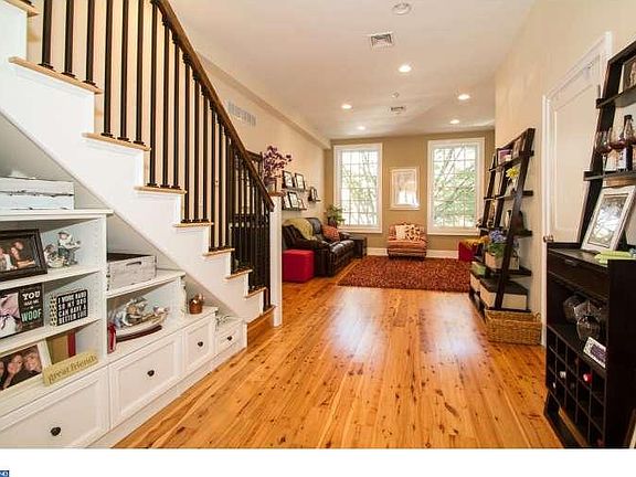 2nd image of 1514 South St #2A