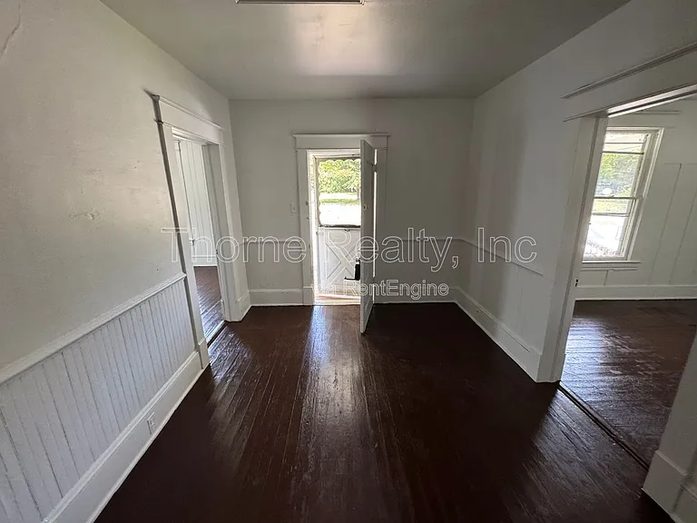 809 Sunset Ave — Photo 8