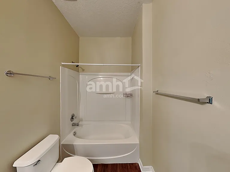 517 Vicks Landing Dr — Photo 19