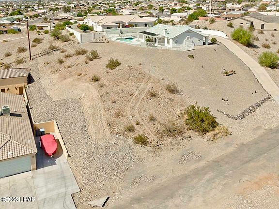 2nd image of 4011 Arizona Plz
