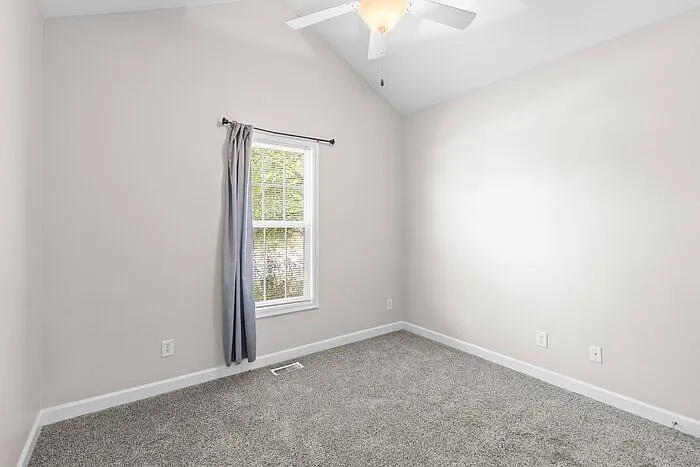 720 Camwheel Dr — Photo 35