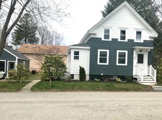 9 Dame St, Kittery, ME 03904