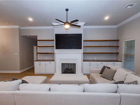 5th image of 281 Hidden Cypress Dr