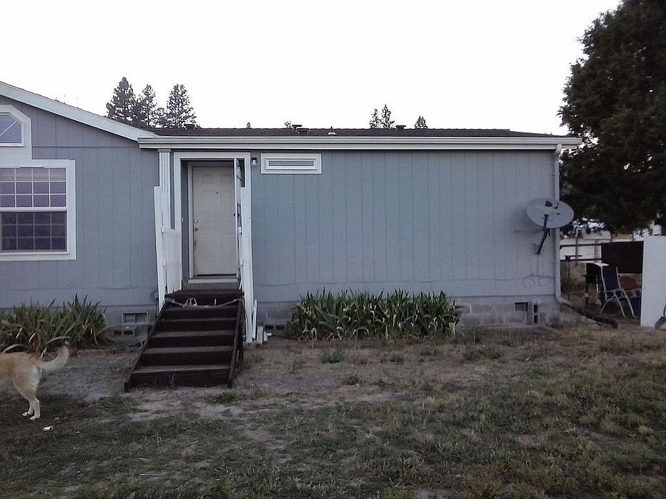 2nd image of 35557 Clackamas St