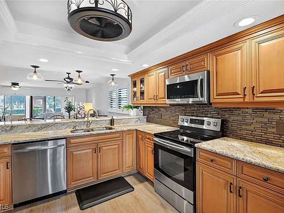 3rd image of 4244 SE 20th Pl APT 116