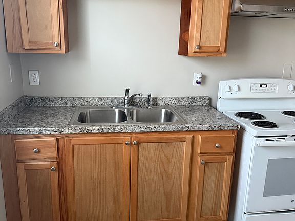 4th image of 921 Dresden Ave