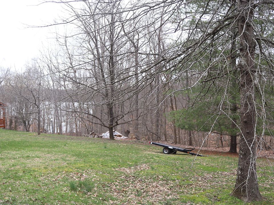 2nd image of 6 Oakmont Bay Dr