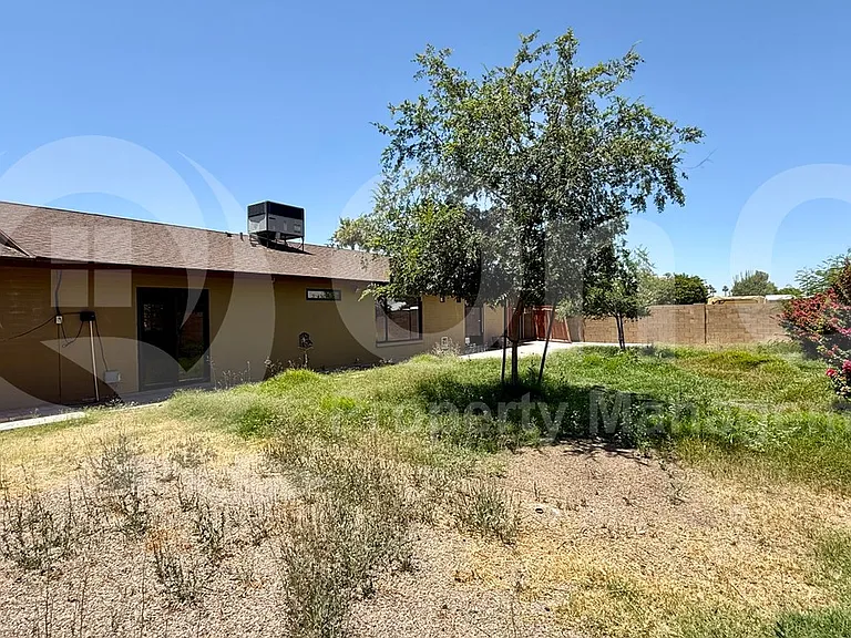 5702 W Royal Palm Rd — Photo 20