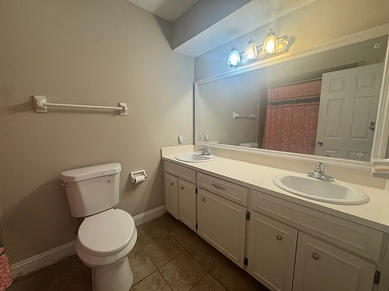 7601 Edgewater Dr — Photo 18