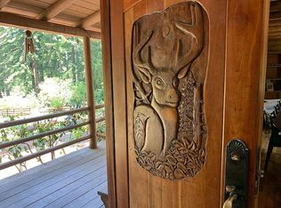 530 Wurr Rd, Loma Mar, CA 94021