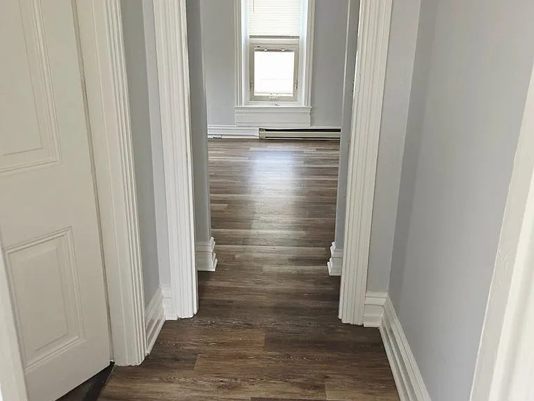 962 Hamilton St — Photo 7
