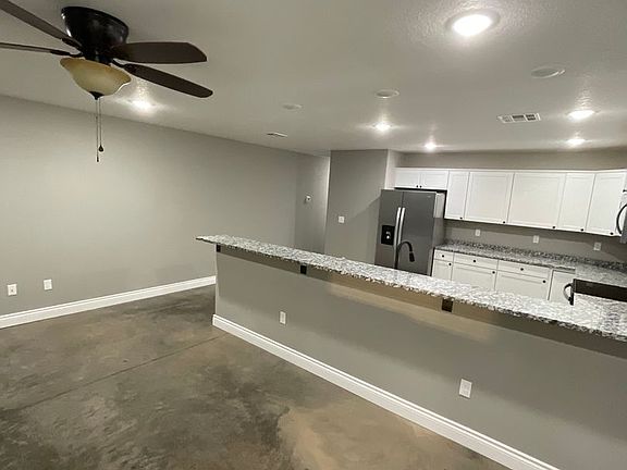 3rd image of 205-207 S Byers Ave