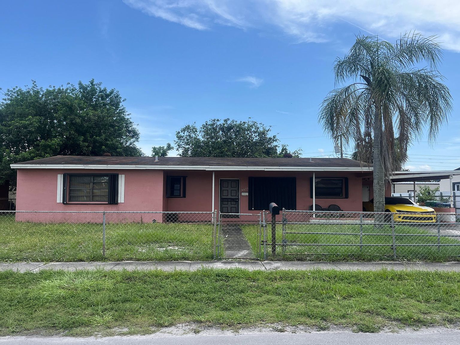 3010 NW 184th St, Miami Gardens, FL 33056