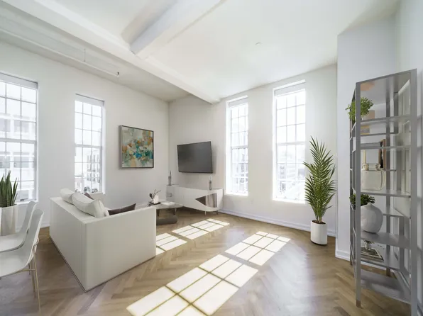 184 Kent Avenue image 1 of 15