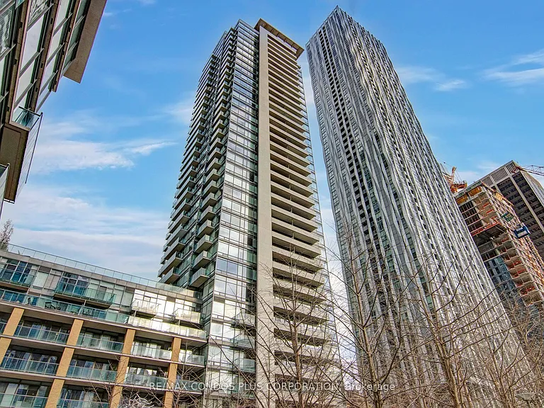 18 Yorkville Ave #2505 — Photo 2