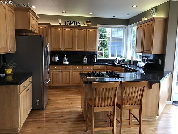 2nd image of 517 NW 151st St