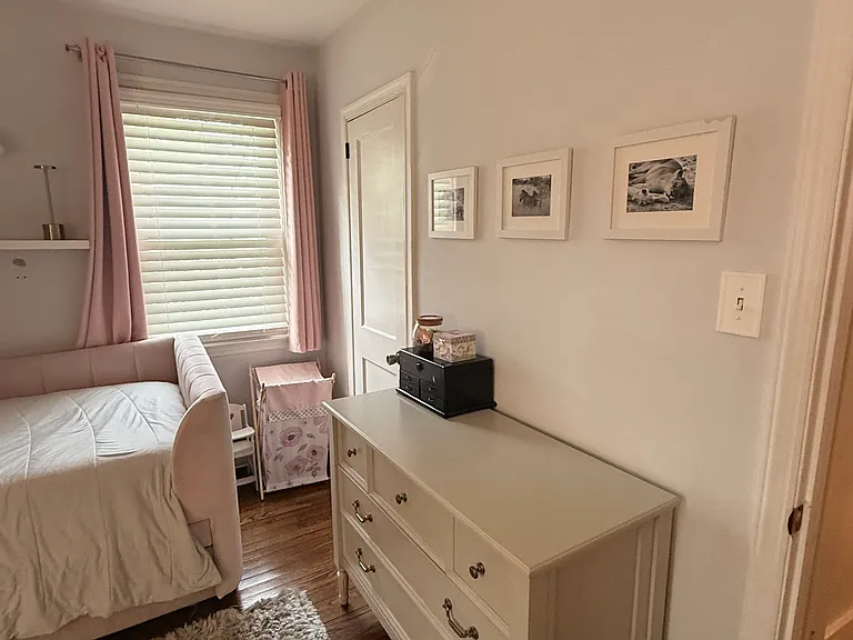 466 Manor Rd — Photo 14