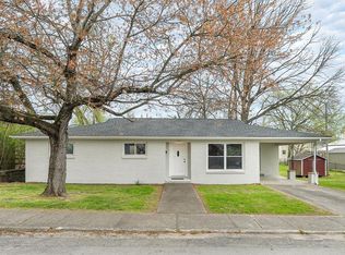 106 N Main St, Sparta, TN 38583