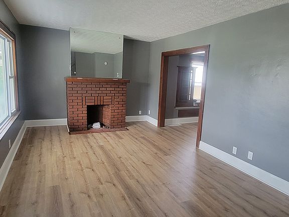 4th image of 4631 Blythin Rd