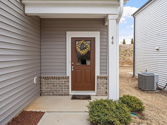 3rd image of 46 Coffee Tree Cir