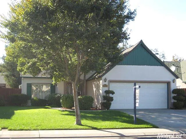 1817 Maid Mariane Ln photo 1