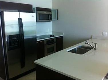 5th image of 1900 N Bayshore Dr APT 905